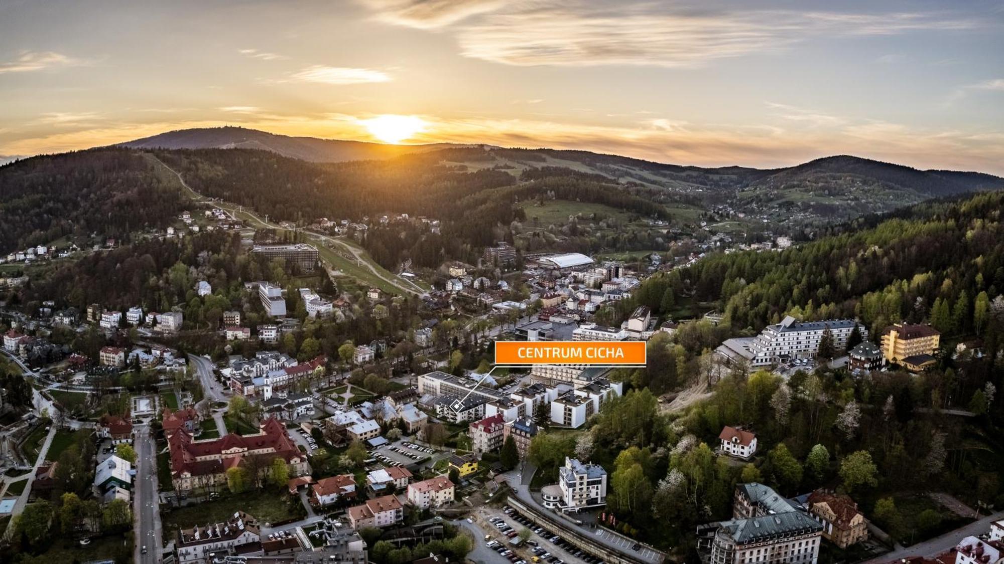 Apartamenty Sun & Snow Centrum Cicha Krynica-Zdrój Exteriör bild